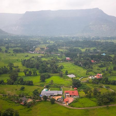 Natures Odyssey By Stayvista - Amidst Lush Greenery With Outdoor Pool And Indoor Activities Chinchavli Экстерьер фото